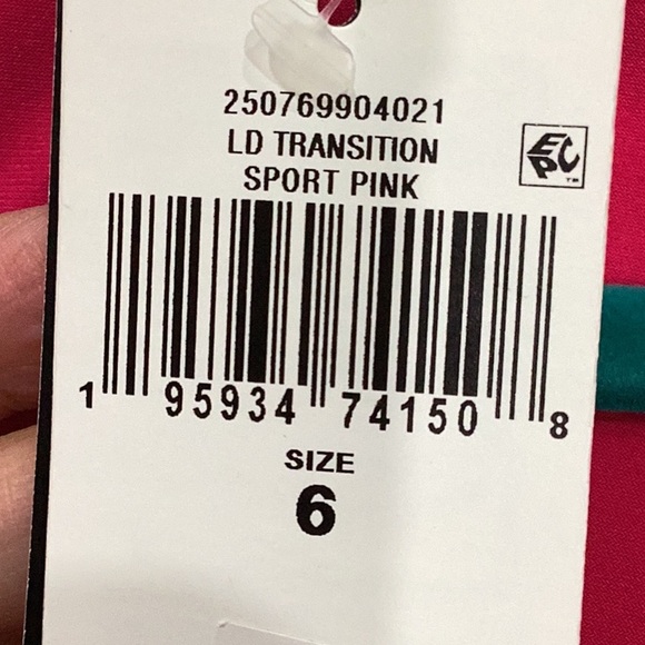 Pink dress - Picture 6 of 7